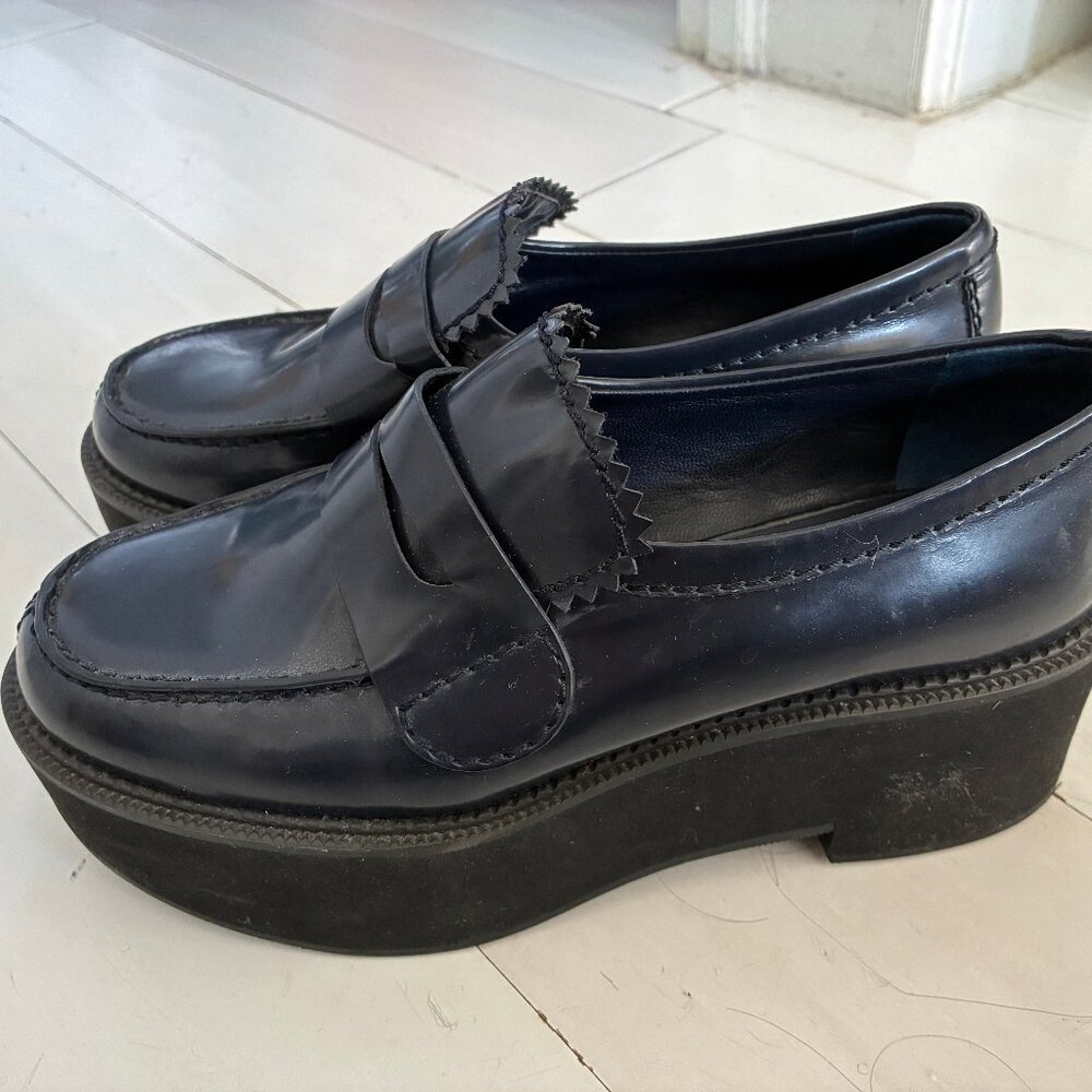 Scalloped Leather Platform Loafers